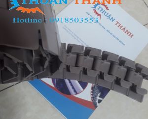 BĂNG TẢI XÍCH NHƯA CHẠY CONG 880TABK325